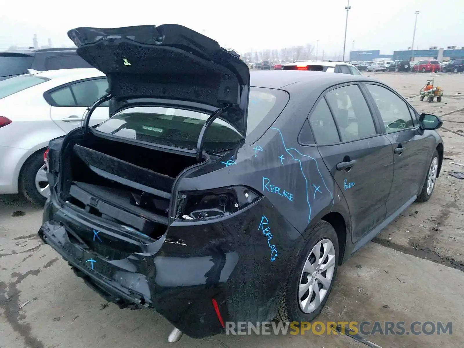 4 Photograph of a damaged car JTDEPRAE6LJ021773 TOYOTA COROLLA 2020