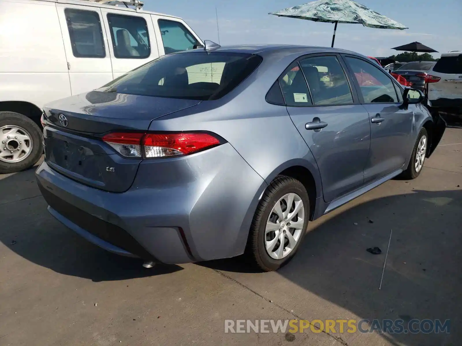 4 Photograph of a damaged car JTDEPRAE6LJ022308 TOYOTA COROLLA 2020