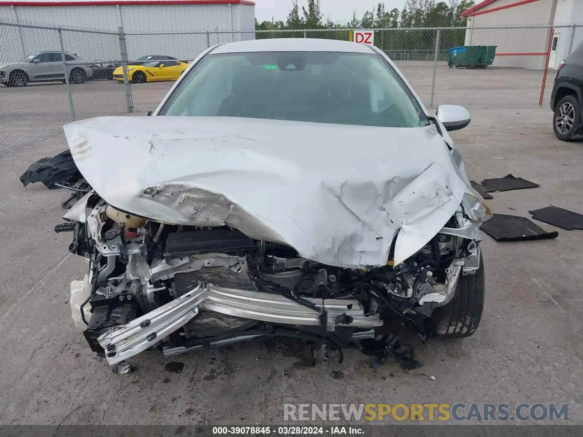 12 Photograph of a damaged car JTDEPRAE6LJ023040 TOYOTA COROLLA 2020