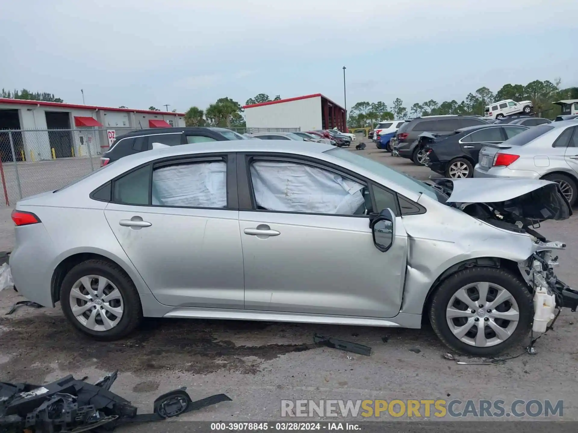 13 Photograph of a damaged car JTDEPRAE6LJ023040 TOYOTA COROLLA 2020