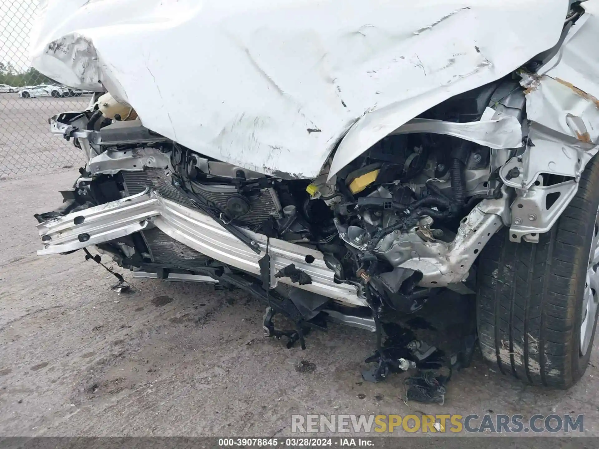 6 Photograph of a damaged car JTDEPRAE6LJ023040 TOYOTA COROLLA 2020