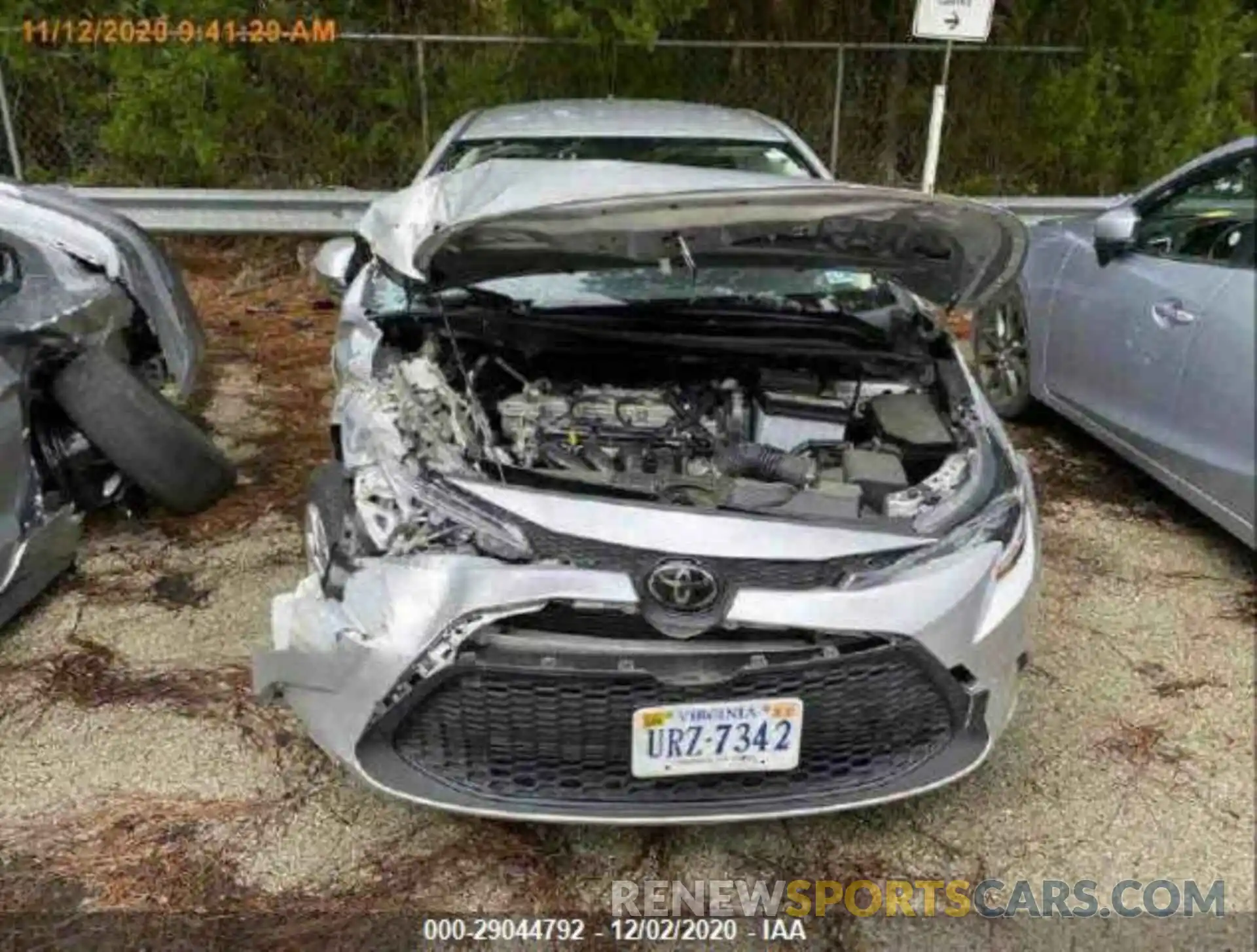 10 Photograph of a damaged car JTDEPRAE6LJ024401 TOYOTA COROLLA 2020