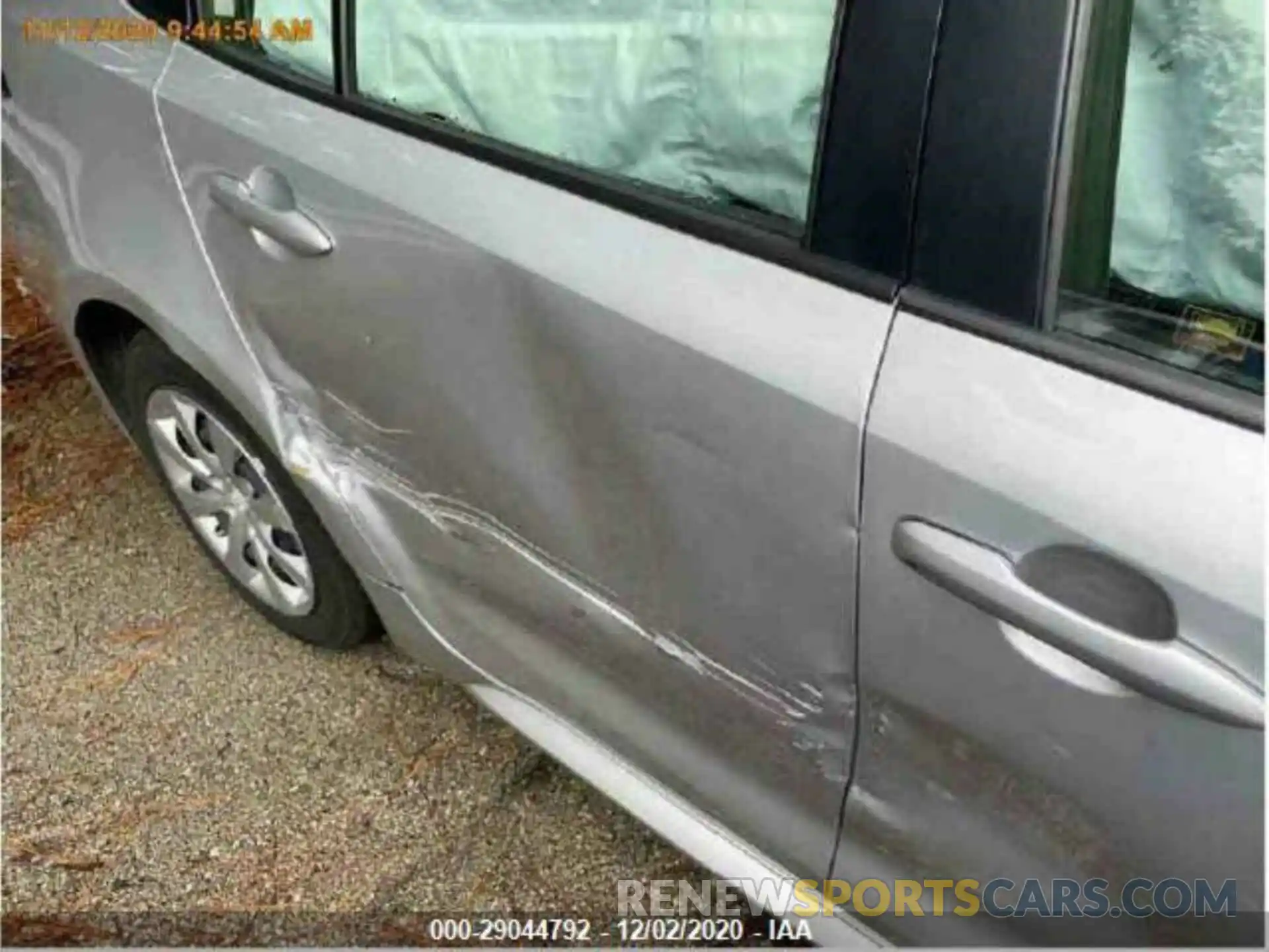 2 Photograph of a damaged car JTDEPRAE6LJ024401 TOYOTA COROLLA 2020