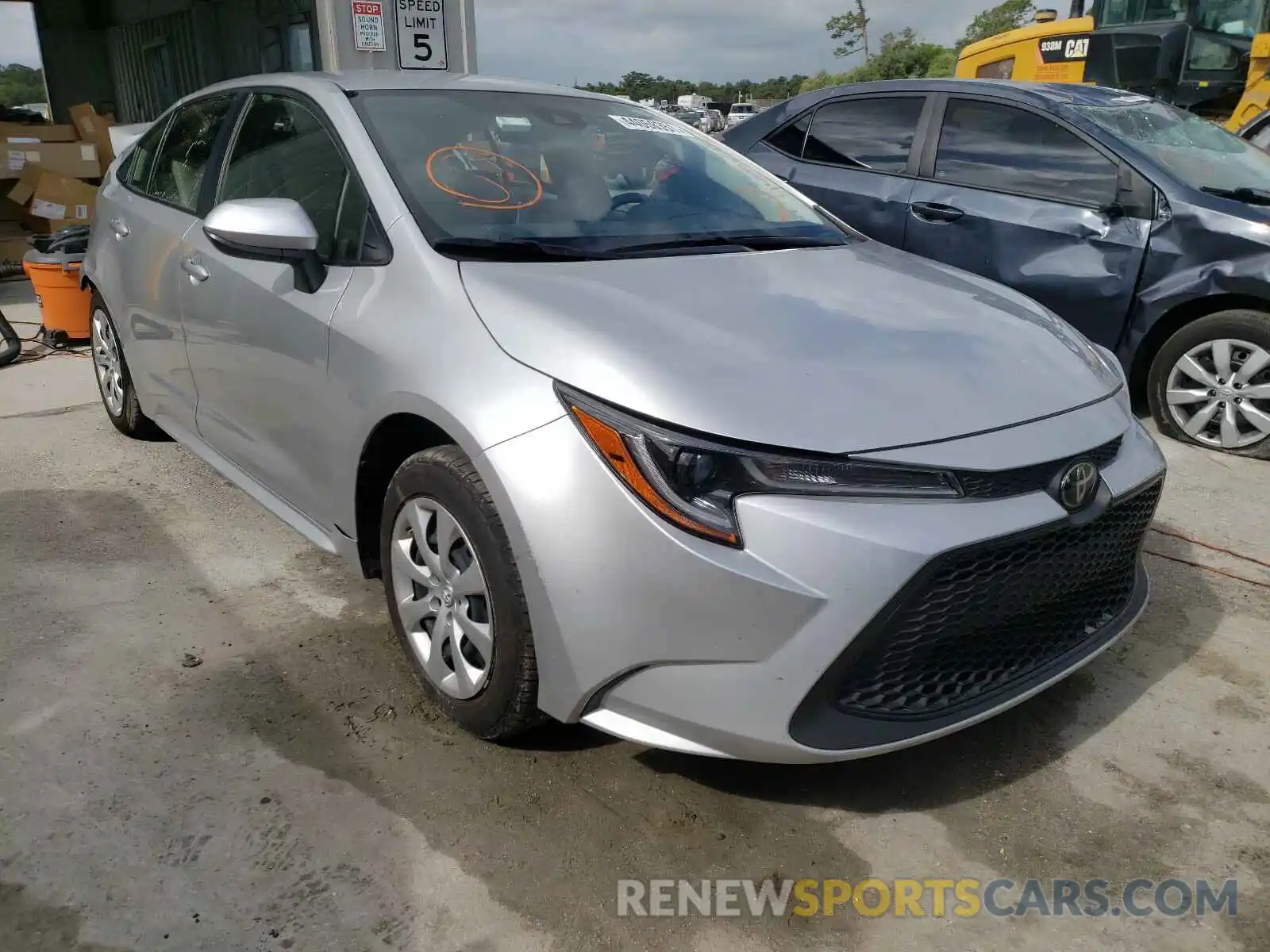 1 Photograph of a damaged car JTDEPRAE6LJ025158 TOYOTA COROLLA 2020