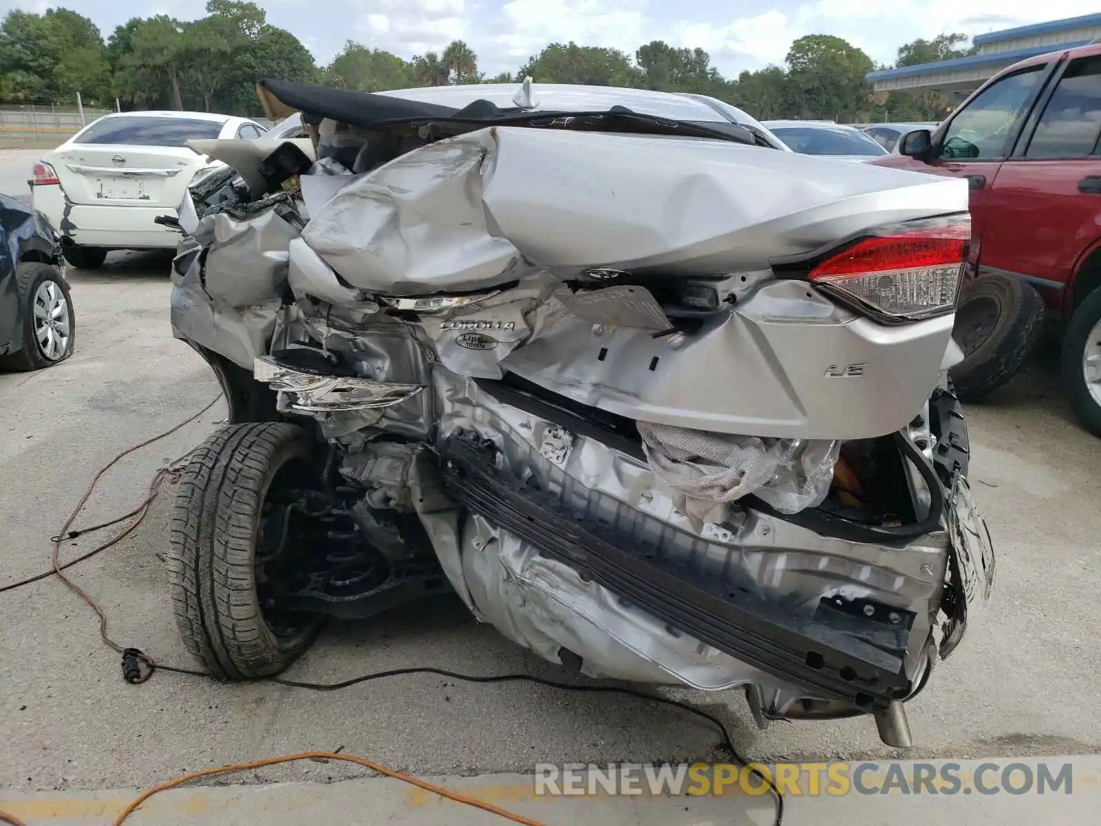 9 Photograph of a damaged car JTDEPRAE6LJ025158 TOYOTA COROLLA 2020