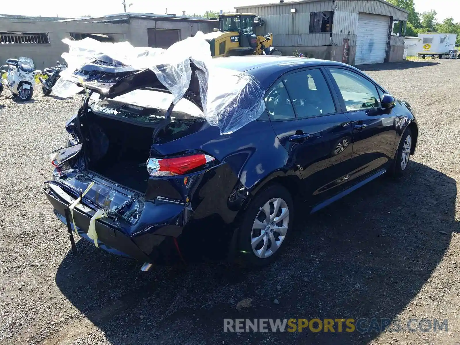 4 Photograph of a damaged car JTDEPRAE6LJ025533 TOYOTA COROLLA 2020