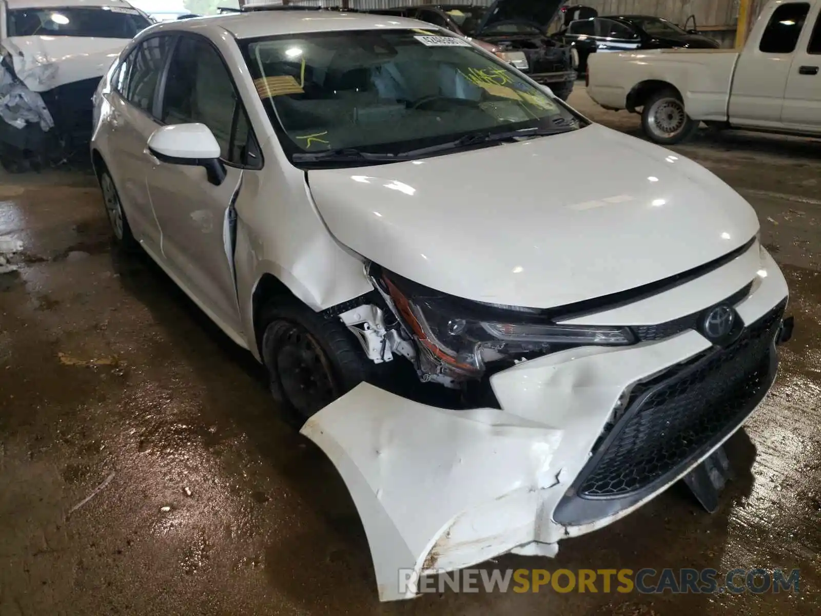 1 Photograph of a damaged car JTDEPRAE6LJ025581 TOYOTA COROLLA 2020