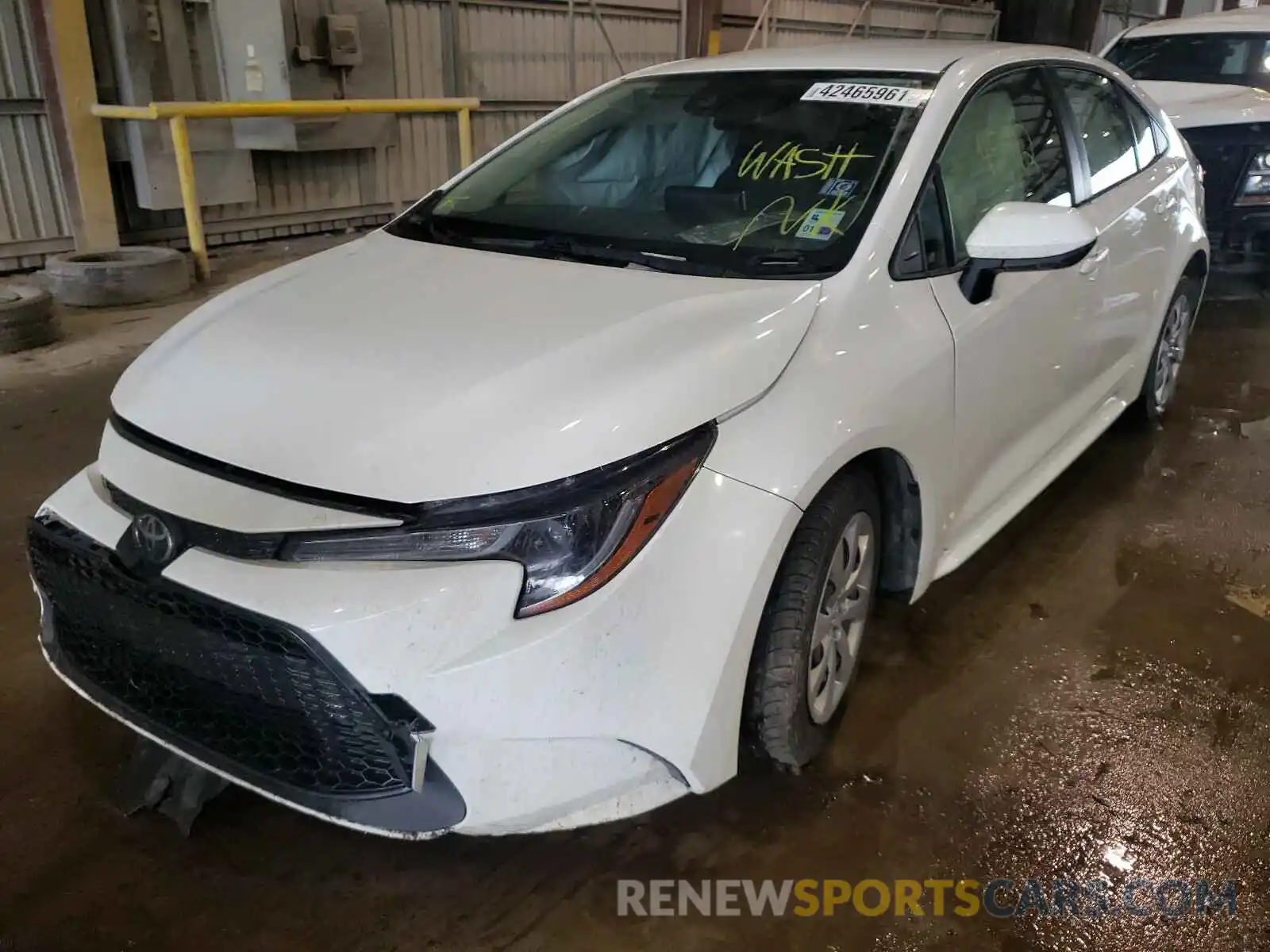 2 Photograph of a damaged car JTDEPRAE6LJ025581 TOYOTA COROLLA 2020