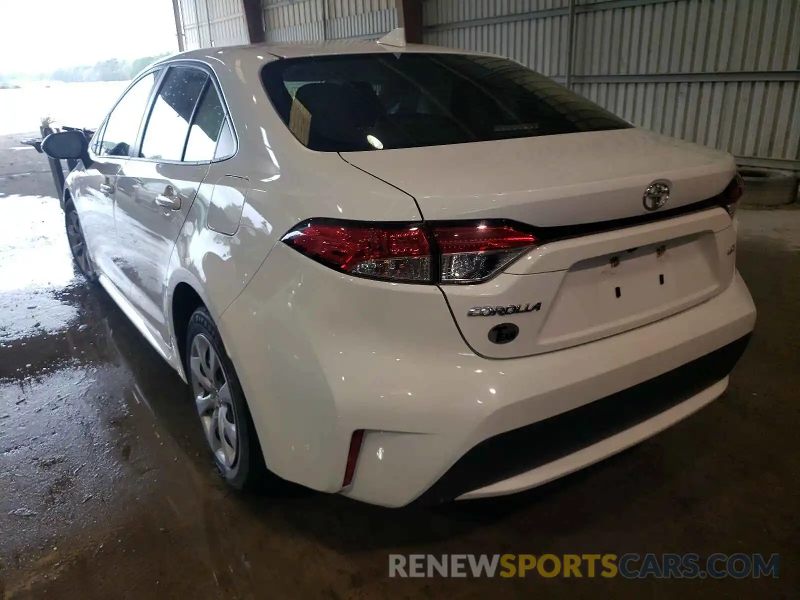 3 Photograph of a damaged car JTDEPRAE6LJ025581 TOYOTA COROLLA 2020