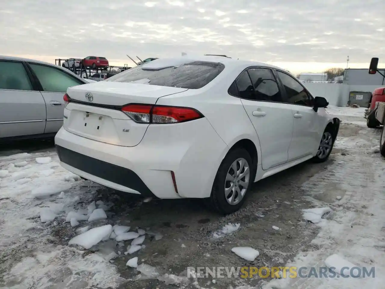 4 Photograph of a damaged car JTDEPRAE6LJ026231 TOYOTA COROLLA 2020