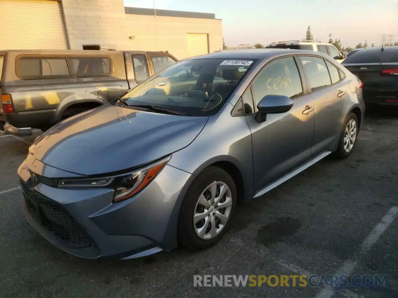 2 Photograph of a damaged car JTDEPRAE6LJ026598 TOYOTA COROLLA 2020