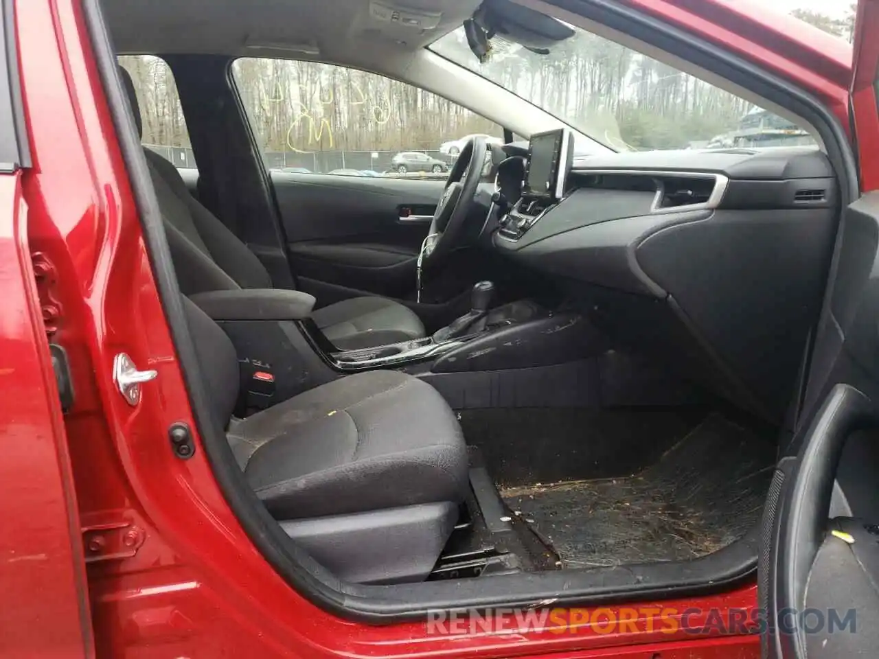 5 Photograph of a damaged car JTDEPRAE6LJ027184 TOYOTA COROLLA 2020