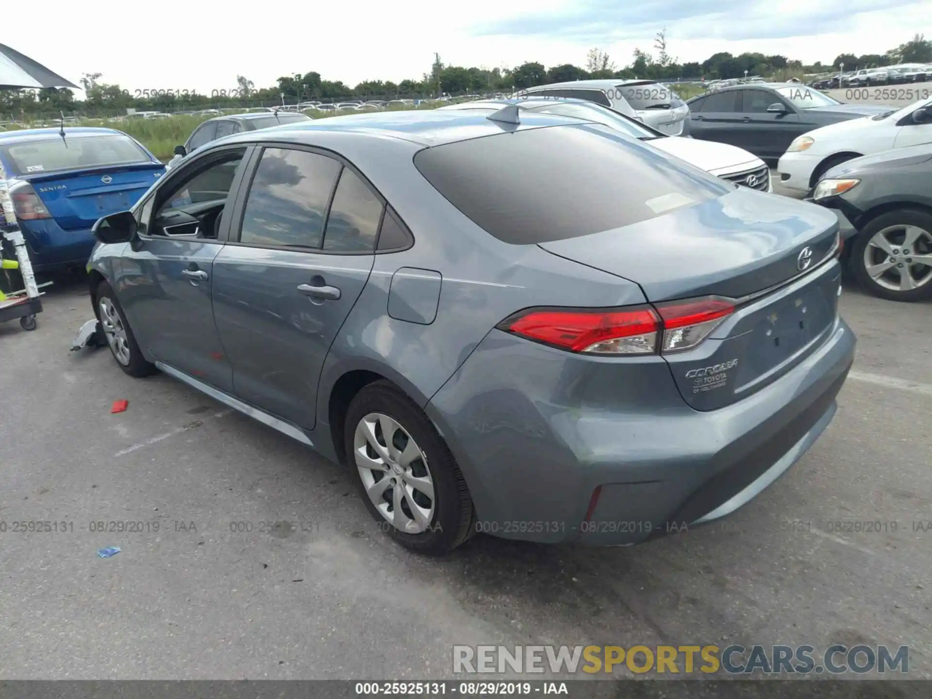 3 Photograph of a damaged car JTDEPRAE6LJ028190 TOYOTA COROLLA 2020