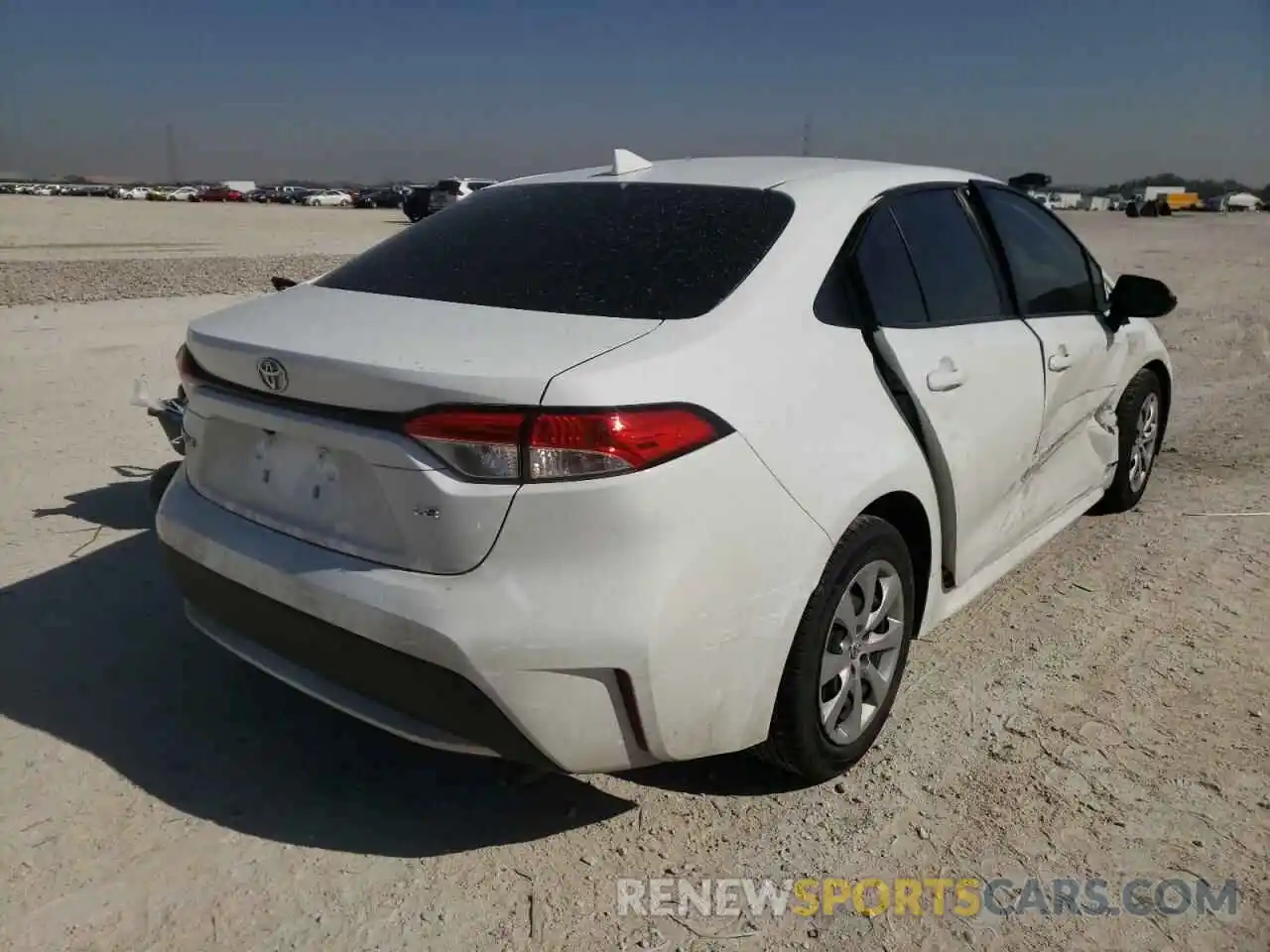 4 Photograph of a damaged car JTDEPRAE6LJ029369 TOYOTA COROLLA 2020