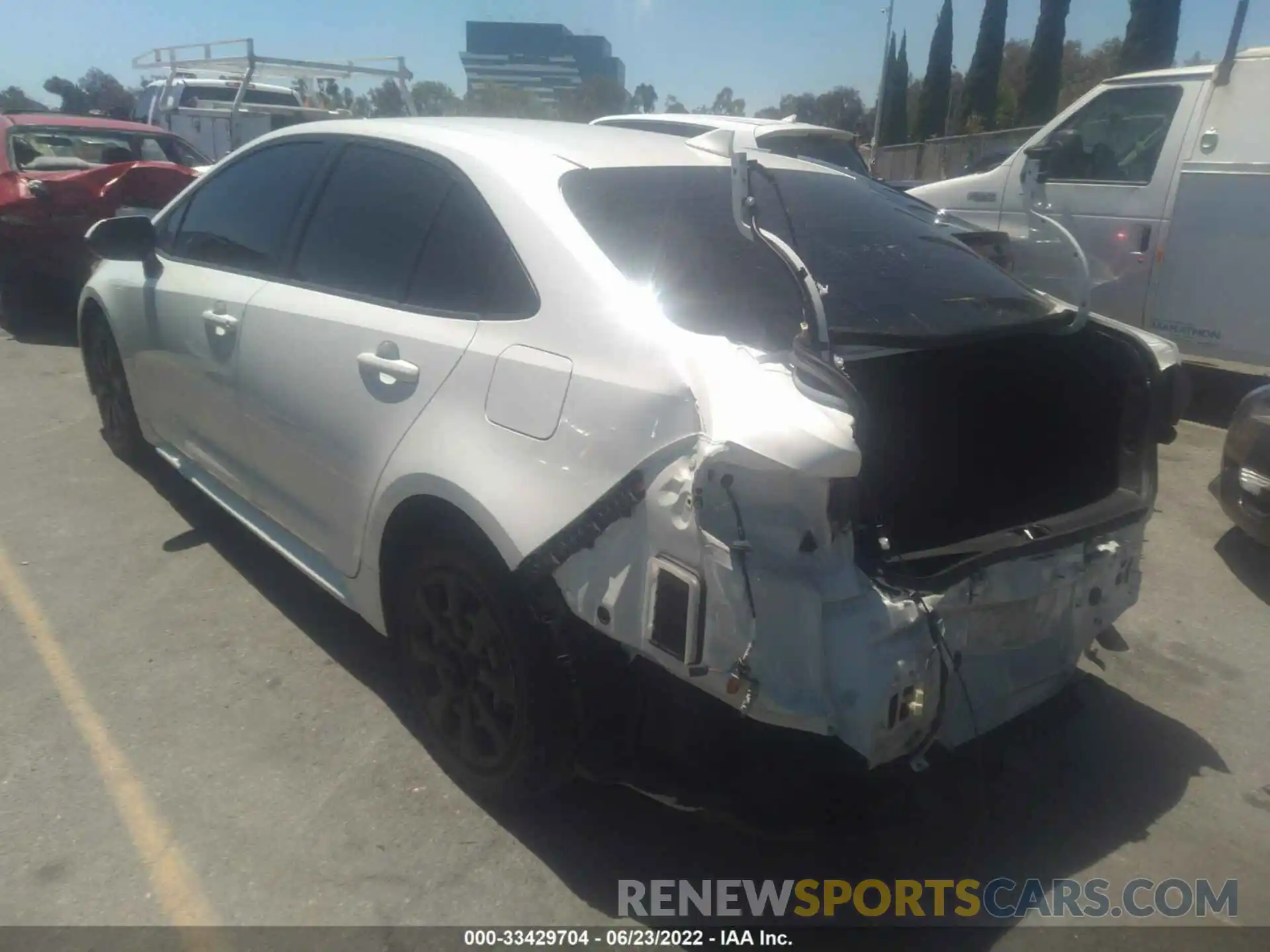 3 Photograph of a damaged car JTDEPRAE6LJ030585 TOYOTA COROLLA 2020