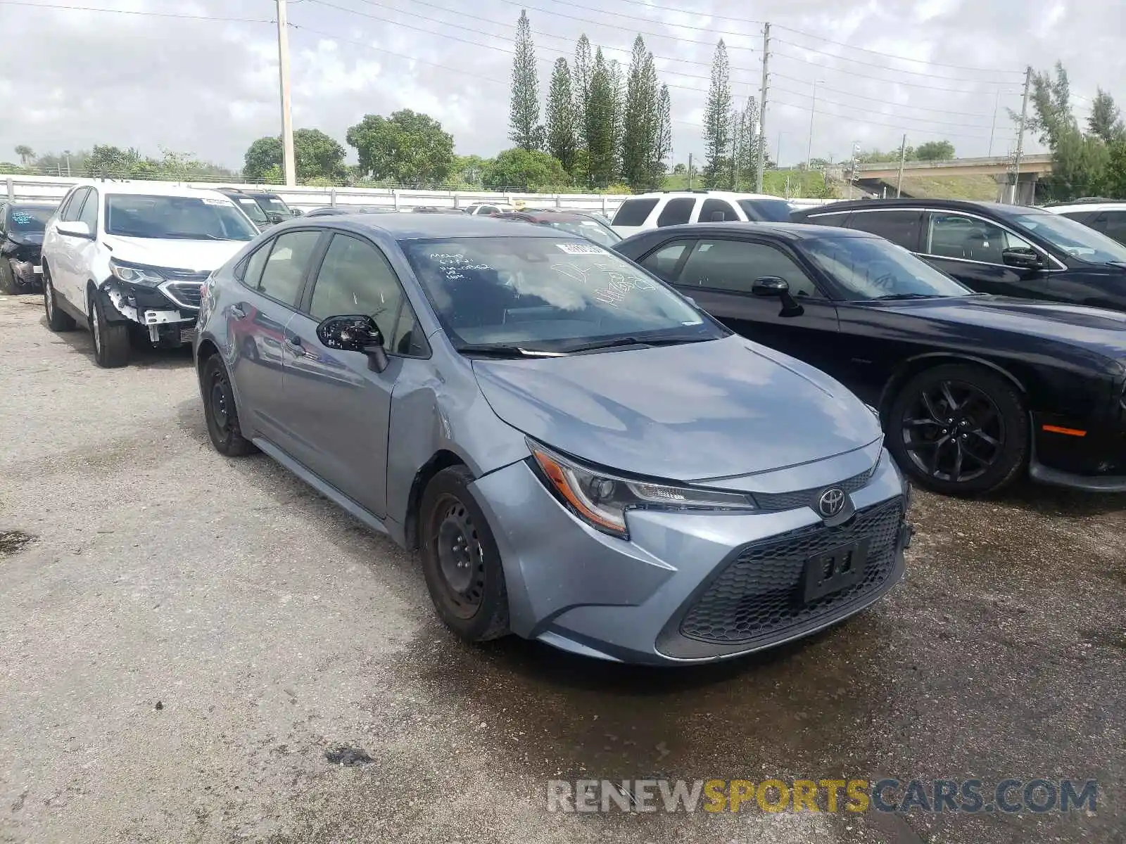 1 Photograph of a damaged car JTDEPRAE6LJ030862 TOYOTA COROLLA 2020