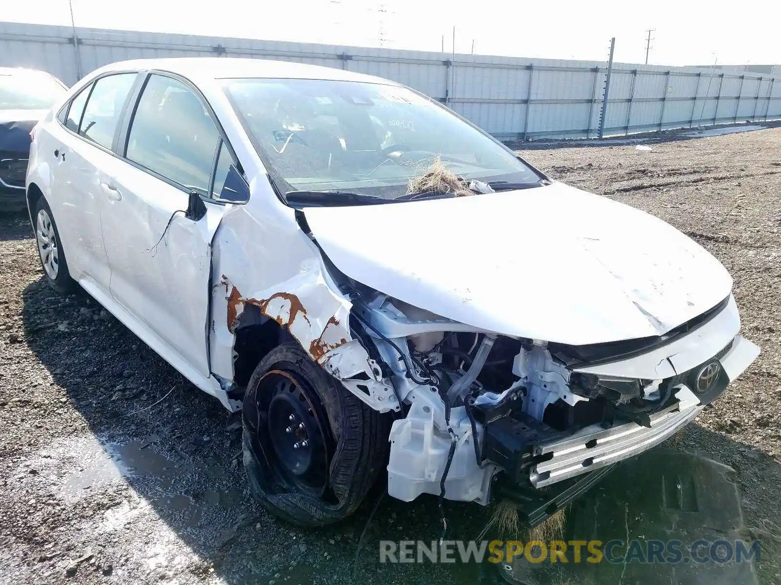 1 Photograph of a damaged car JTDEPRAE6LJ030876 TOYOTA COROLLA 2020