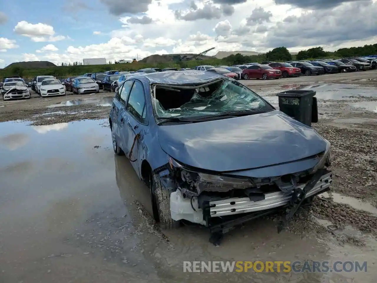 1 Photograph of a damaged car JTDEPRAE6LJ032112 TOYOTA COROLLA 2020