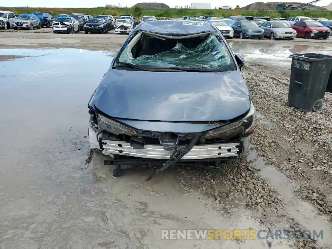 9 Photograph of a damaged car JTDEPRAE6LJ032112 TOYOTA COROLLA 2020