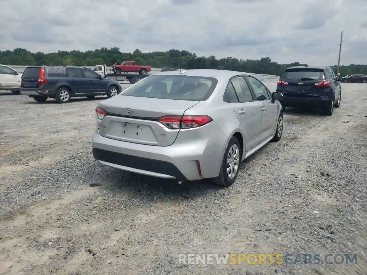 4 Photograph of a damaged car JTDEPRAE6LJ034703 TOYOTA COROLLA 2020