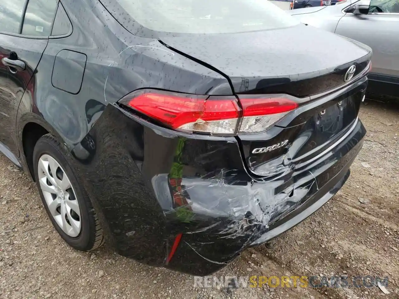 9 Photograph of a damaged car JTDEPRAE6LJ035690 TOYOTA COROLLA 2020