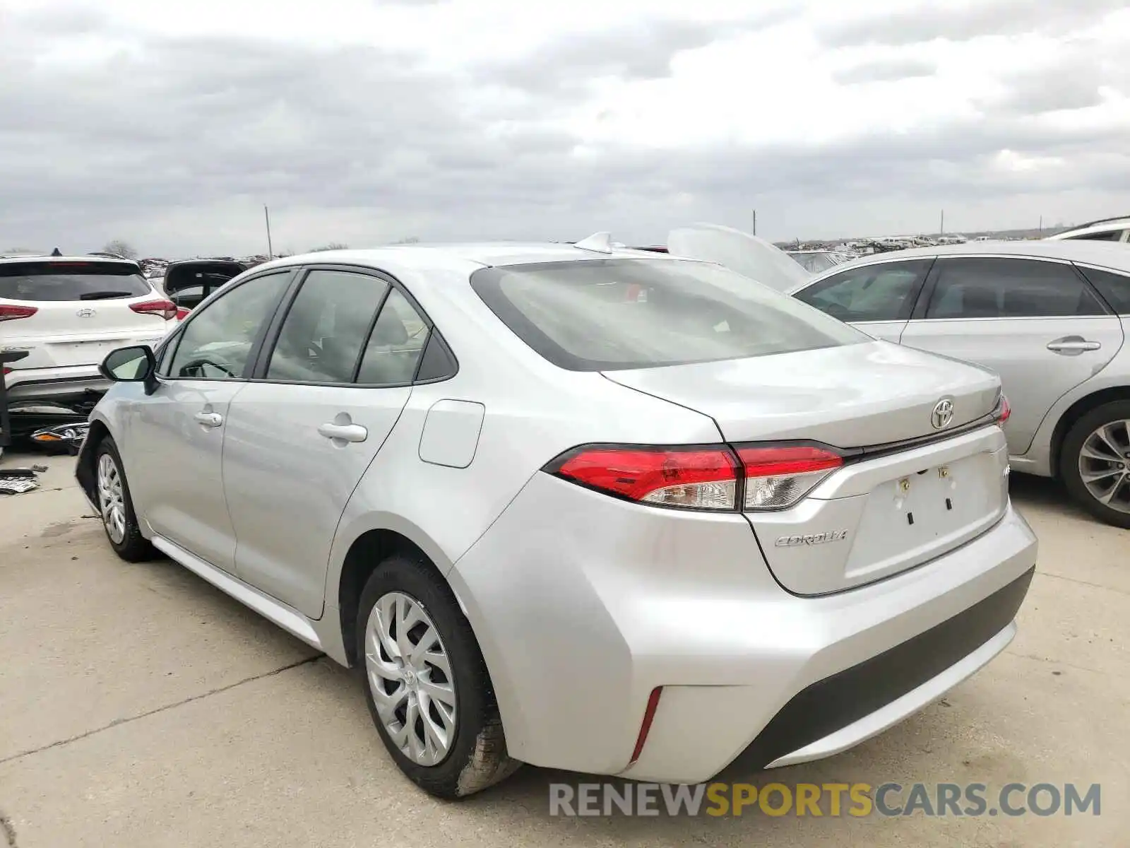 3 Photograph of a damaged car JTDEPRAE6LJ036192 TOYOTA COROLLA 2020