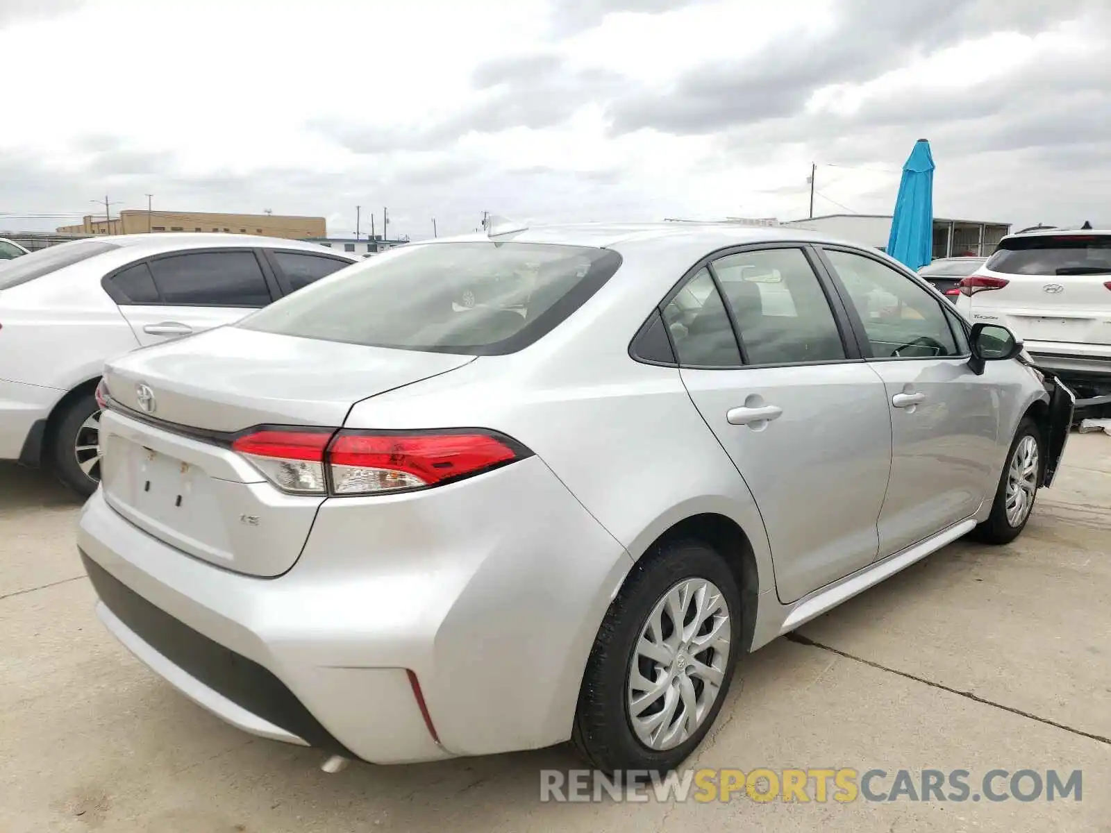 4 Photograph of a damaged car JTDEPRAE6LJ036192 TOYOTA COROLLA 2020