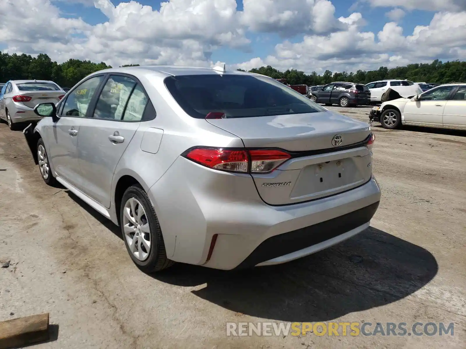 3 Photograph of a damaged car JTDEPRAE6LJ036760 TOYOTA COROLLA 2020