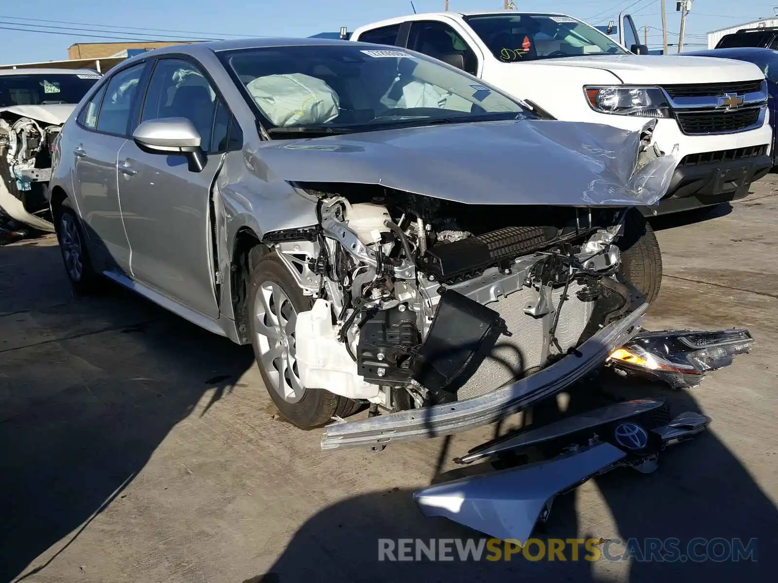 1 Photograph of a damaged car JTDEPRAE6LJ037231 TOYOTA COROLLA 2020