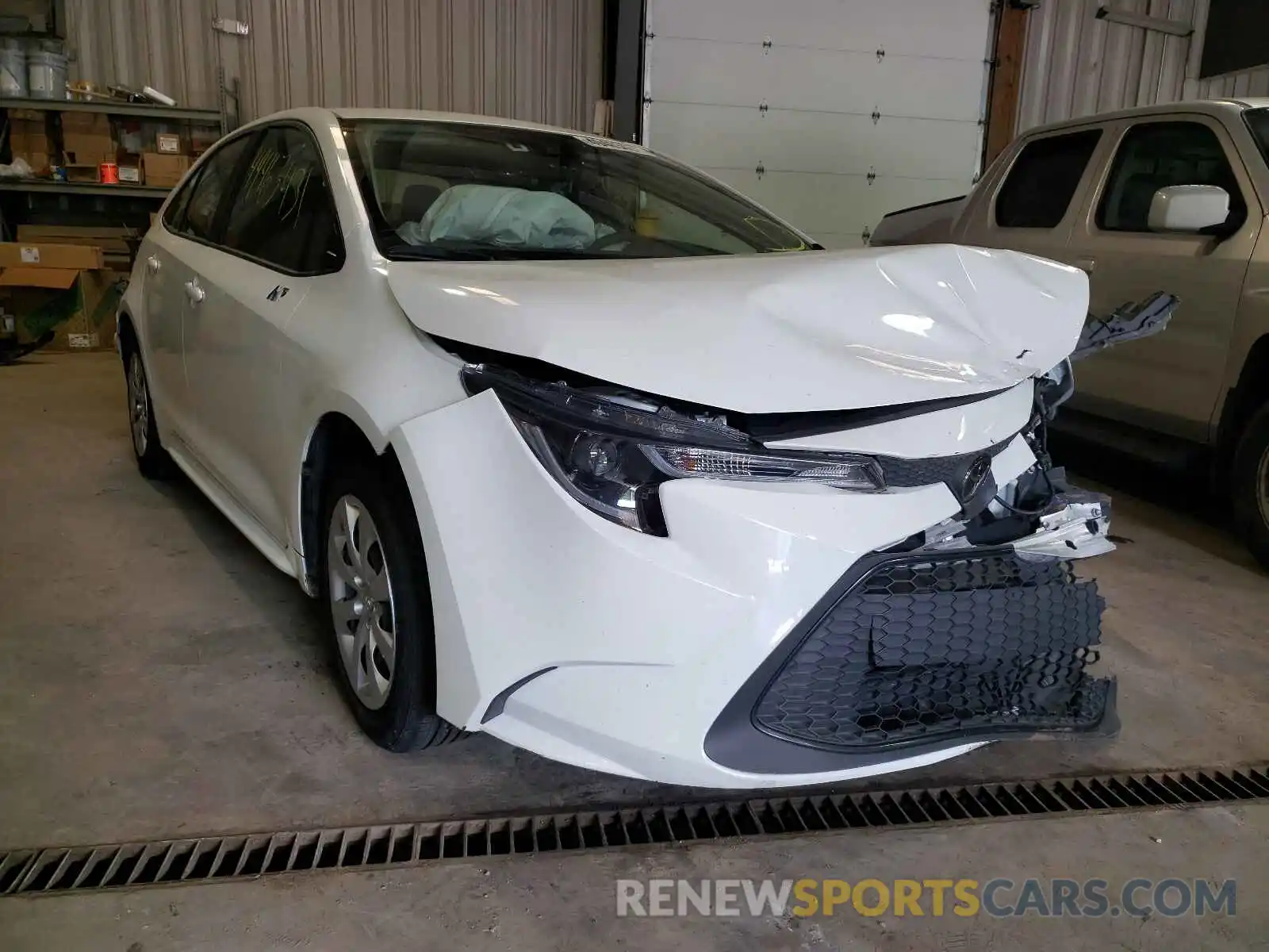 1 Photograph of a damaged car JTDEPRAE6LJ037276 TOYOTA COROLLA 2020