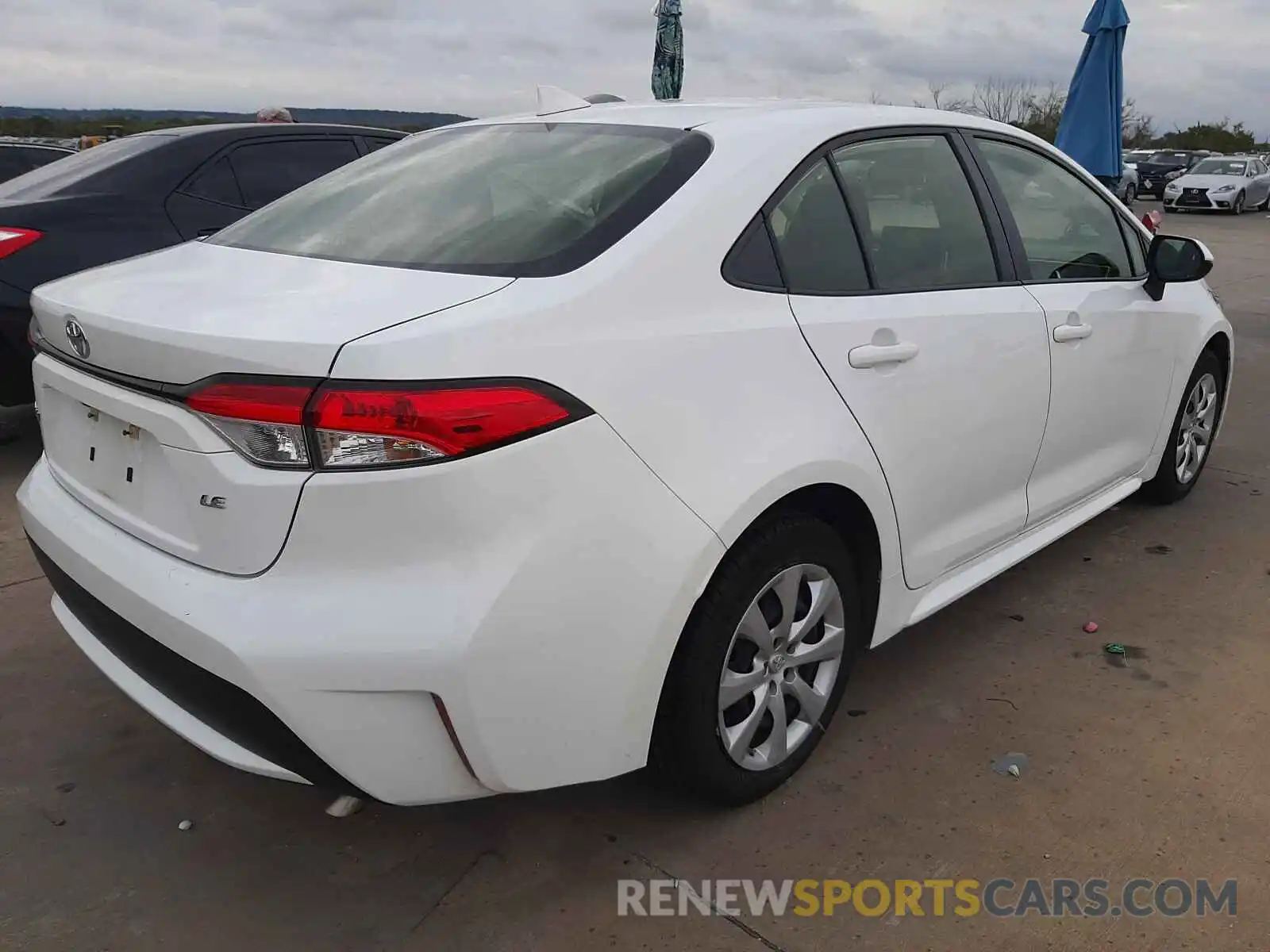 4 Photograph of a damaged car JTDEPRAE6LJ039903 TOYOTA COROLLA 2020