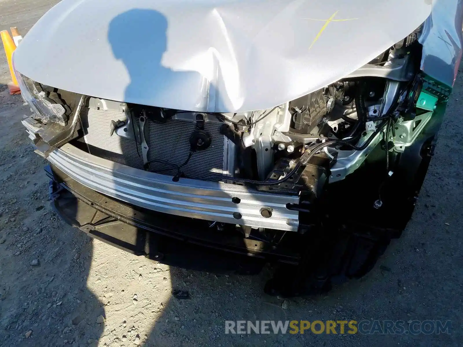 9 Photograph of a damaged car JTDEPRAE6LJ040999 TOYOTA COROLLA 2020