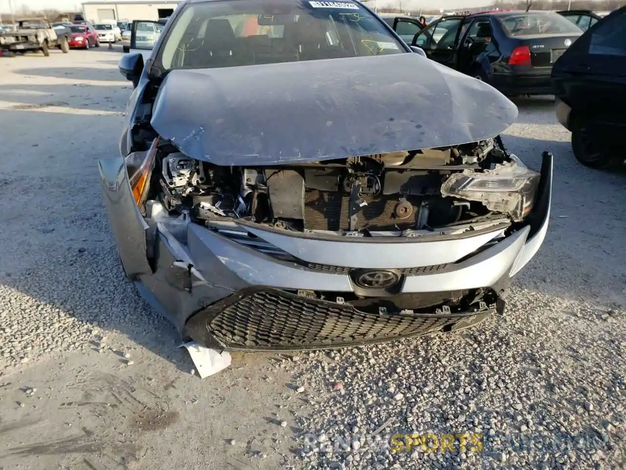 9 Photograph of a damaged car JTDEPRAE6LJ042414 TOYOTA COROLLA 2020