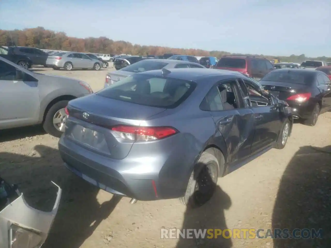 4 Photograph of a damaged car JTDEPRAE6LJ042994 TOYOTA COROLLA 2020