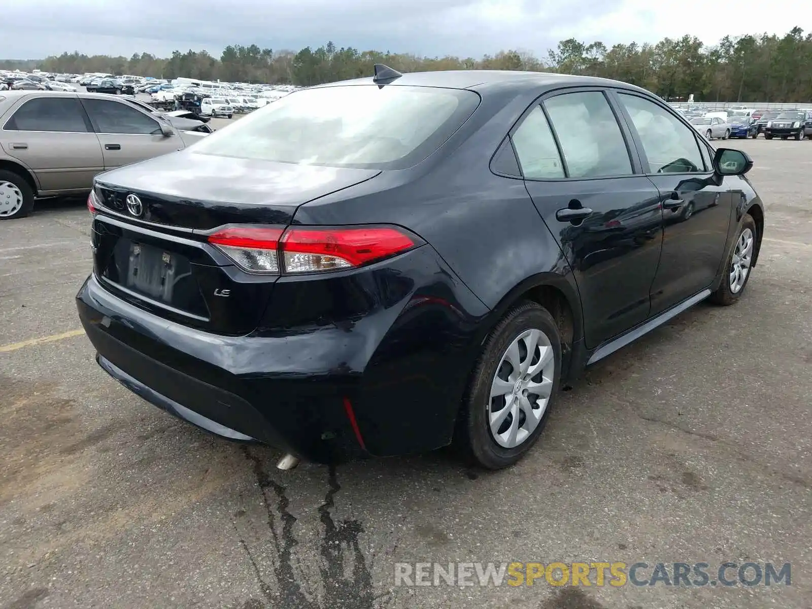 4 Photograph of a damaged car JTDEPRAE6LJ044597 TOYOTA COROLLA 2020