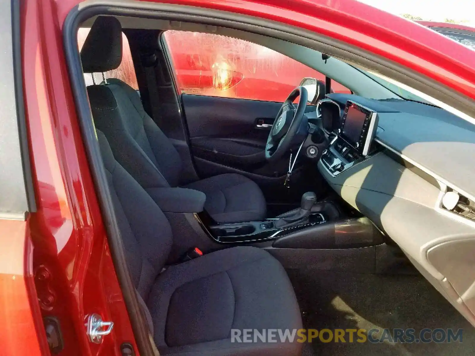 5 Photograph of a damaged car JTDEPRAE6LJ045670 TOYOTA COROLLA 2020