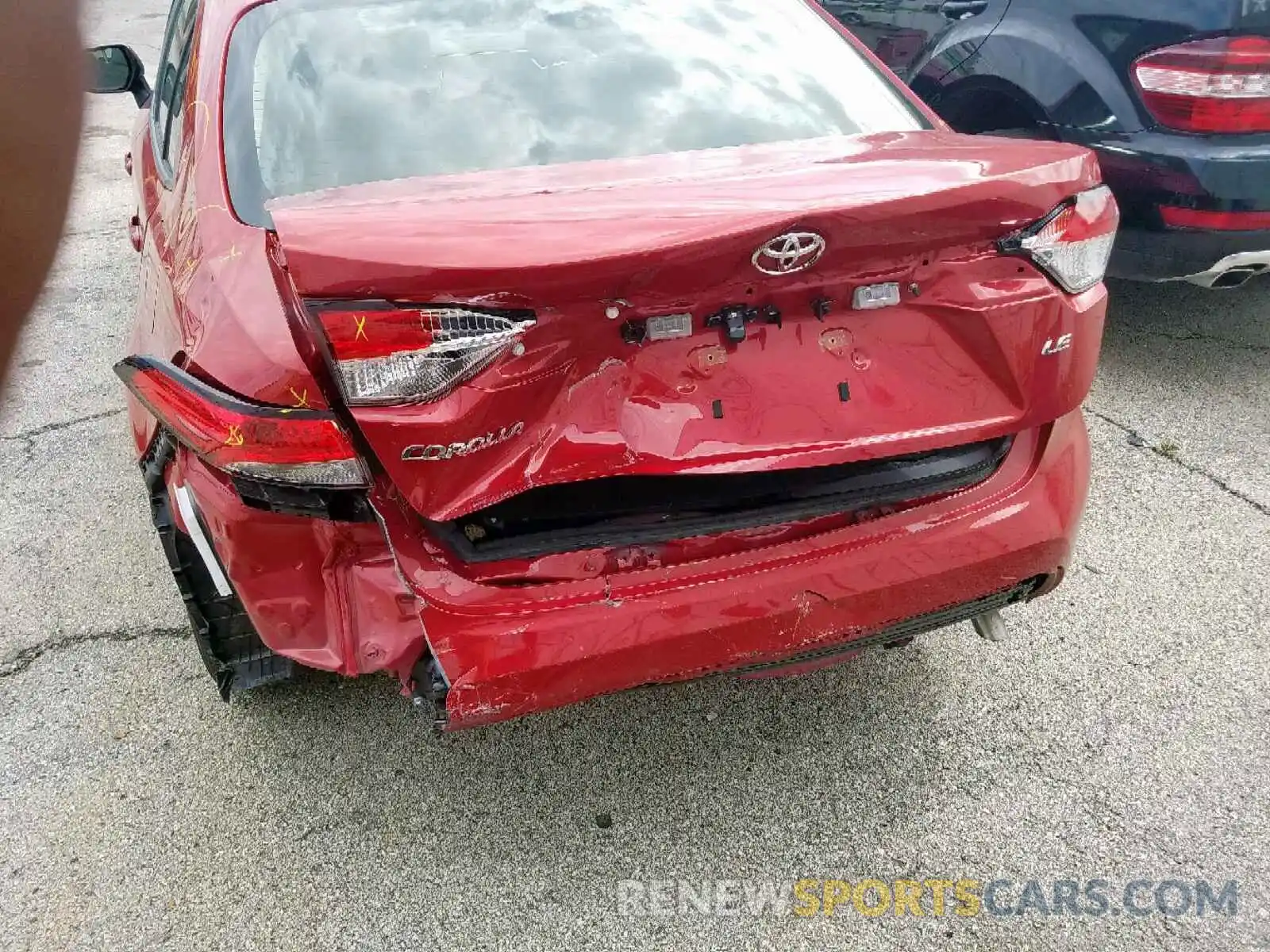 9 Photograph of a damaged car JTDEPRAE6LJ045670 TOYOTA COROLLA 2020