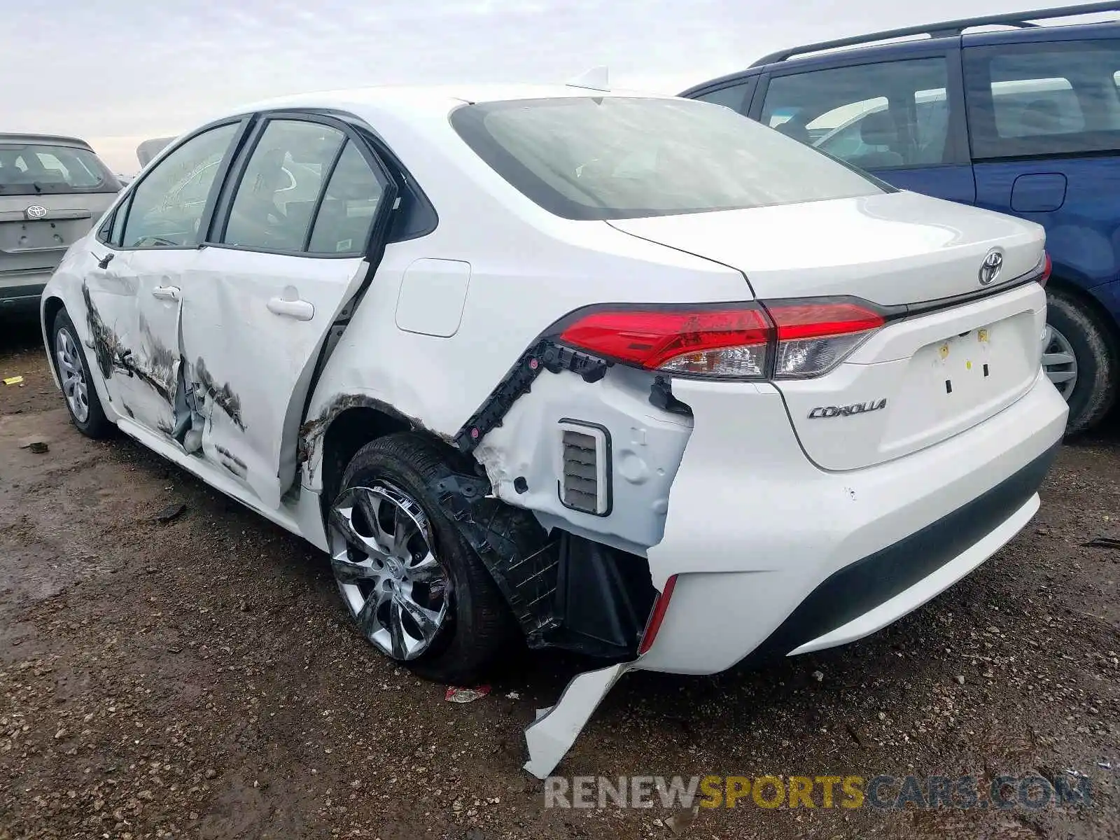 3 Photograph of a damaged car JTDEPRAE6LJ046477 TOYOTA COROLLA 2020