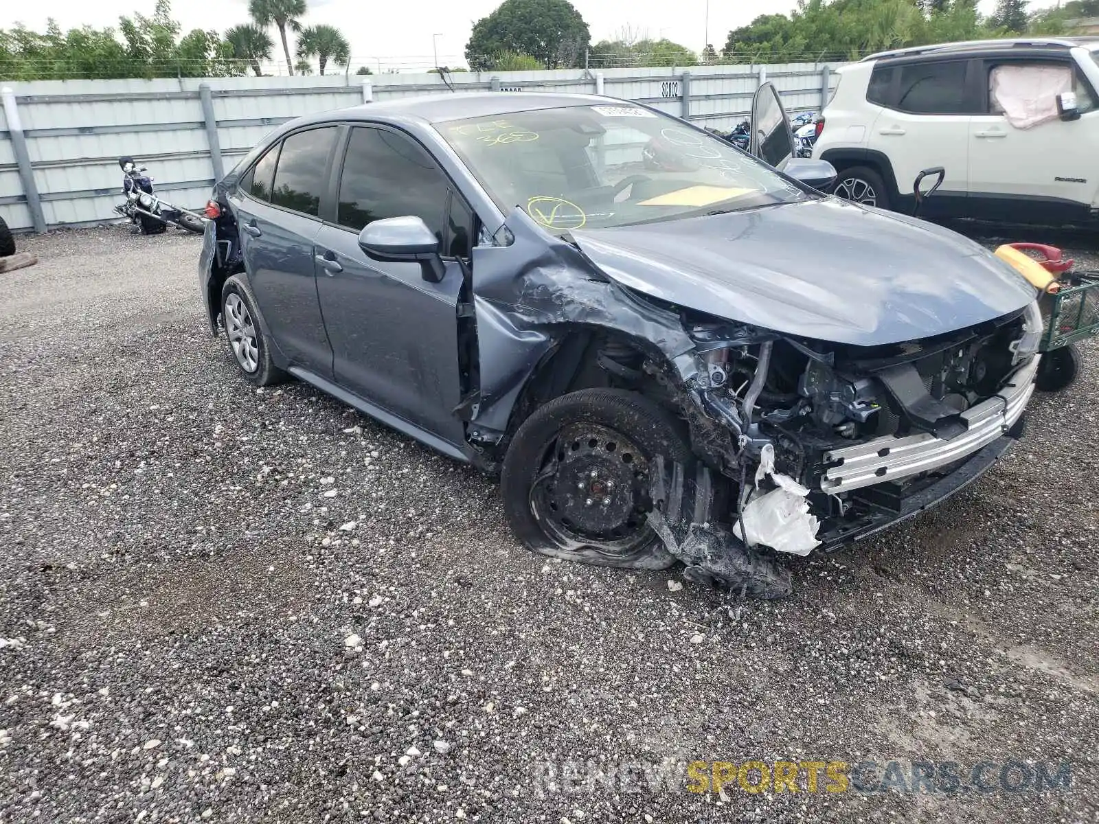 1 Photograph of a damaged car JTDEPRAE6LJ050660 TOYOTA COROLLA 2020