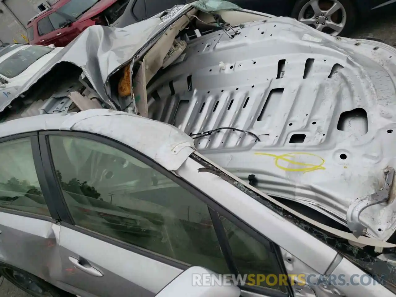 9 Photograph of a damaged car JTDEPRAE6LJ051565 TOYOTA COROLLA 2020