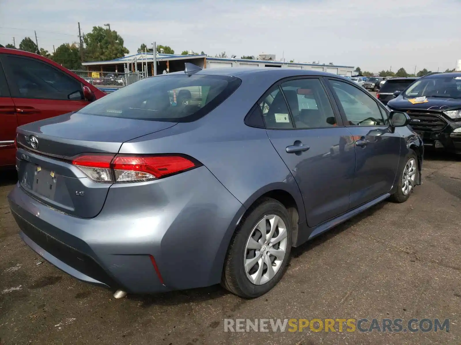 4 Photograph of a damaged car JTDEPRAE6LJ051601 TOYOTA COROLLA 2020