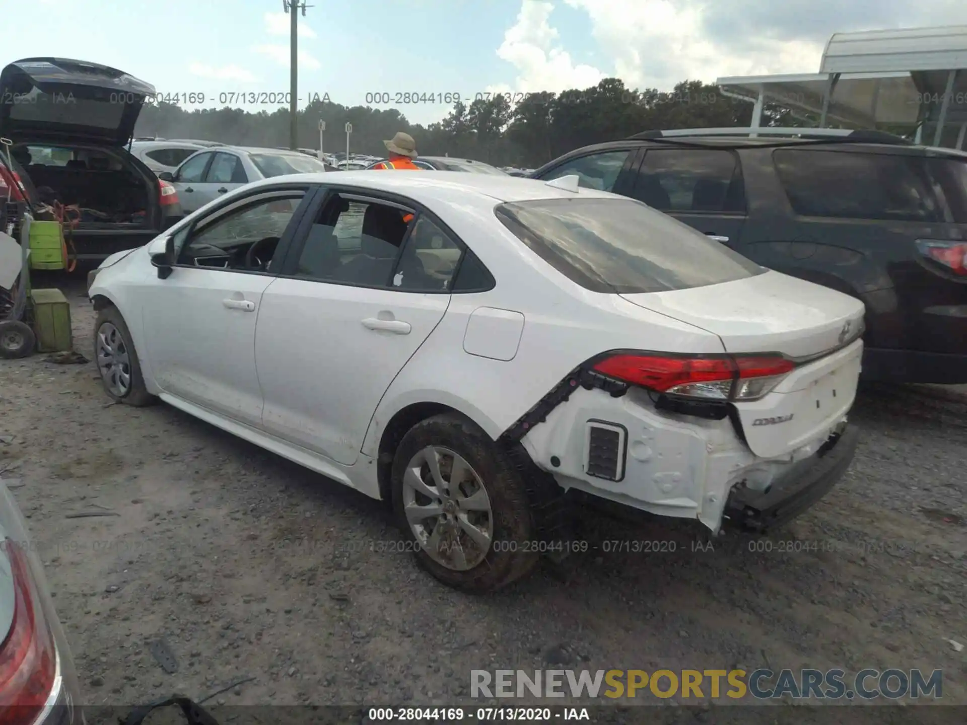 3 Photograph of a damaged car JTDEPRAE6LJ051713 TOYOTA COROLLA 2020