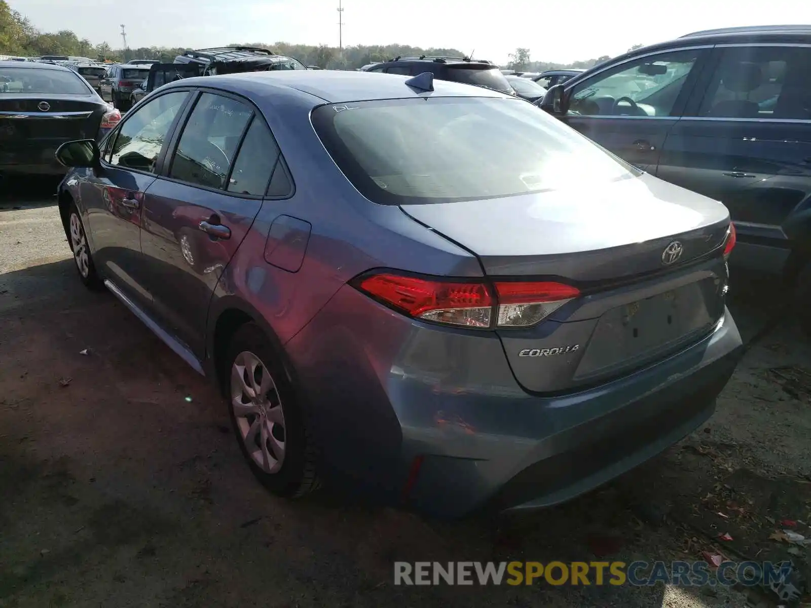 3 Photograph of a damaged car JTDEPRAE6LJ051811 TOYOTA COROLLA 2020