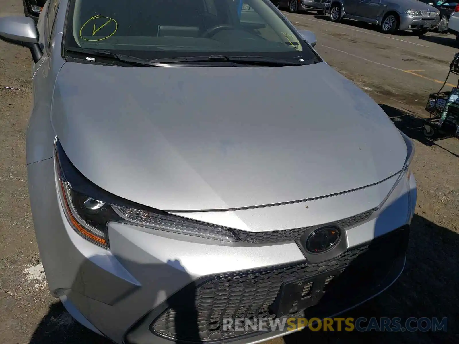 9 Photograph of a damaged car JTDEPRAE6LJ051873 TOYOTA COROLLA 2020