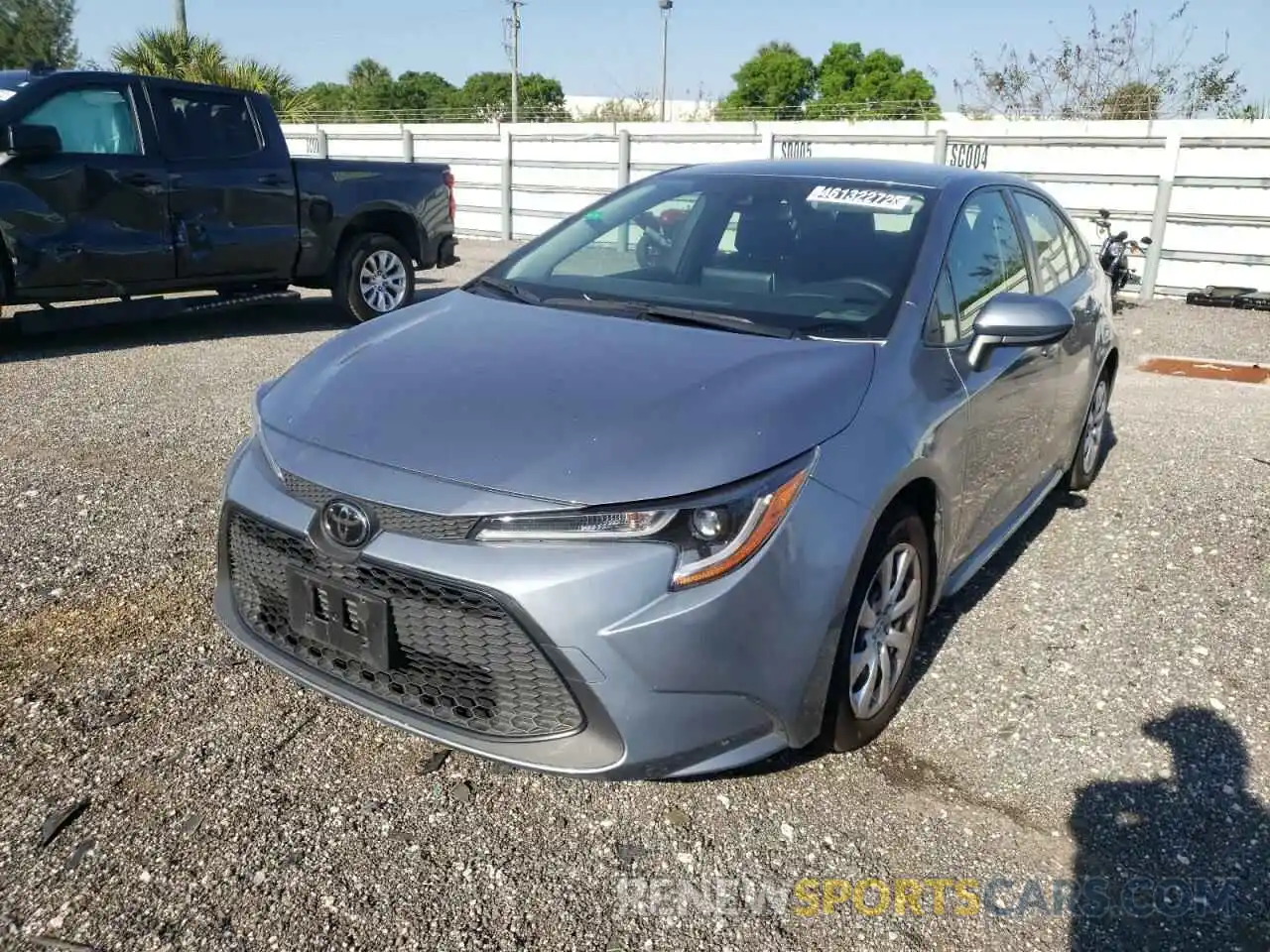 2 Photograph of a damaged car JTDEPRAE6LJ051971 TOYOTA COROLLA 2020