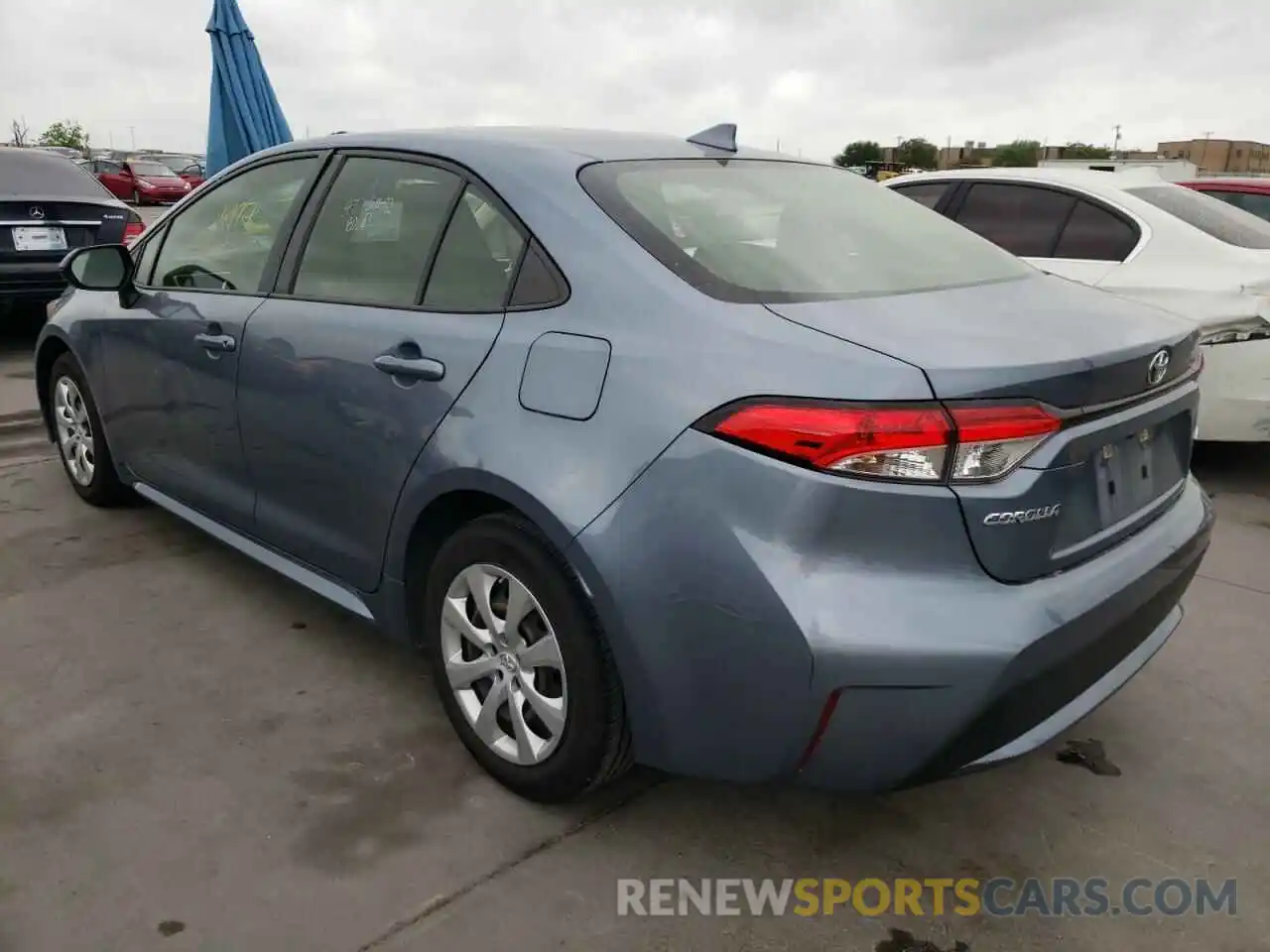 3 Photograph of a damaged car JTDEPRAE6LJ052697 TOYOTA COROLLA 2020