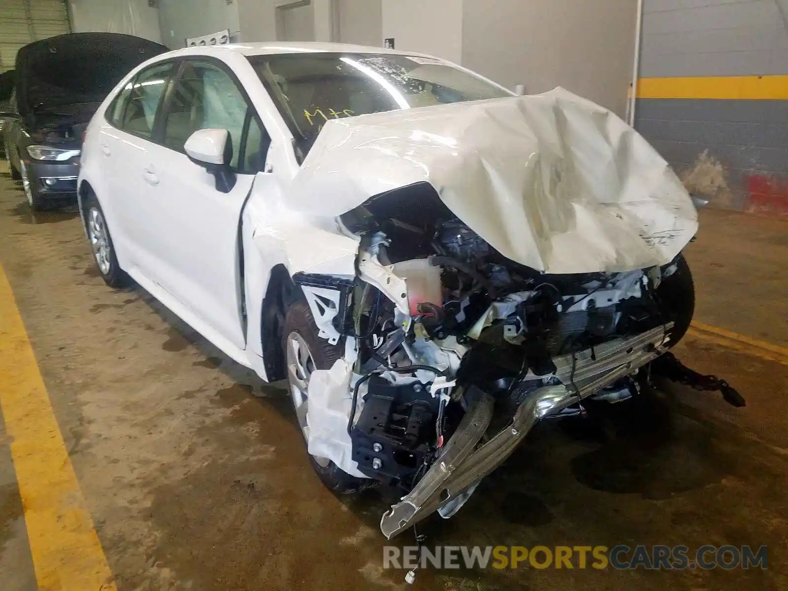 1 Photograph of a damaged car JTDEPRAE6LJ053932 TOYOTA COROLLA 2020