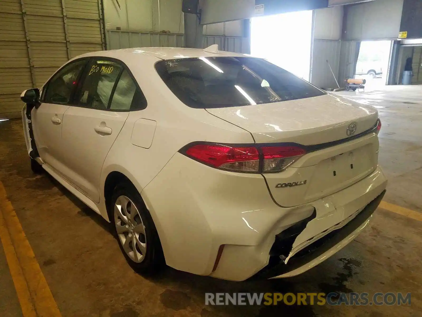 3 Photograph of a damaged car JTDEPRAE6LJ053932 TOYOTA COROLLA 2020