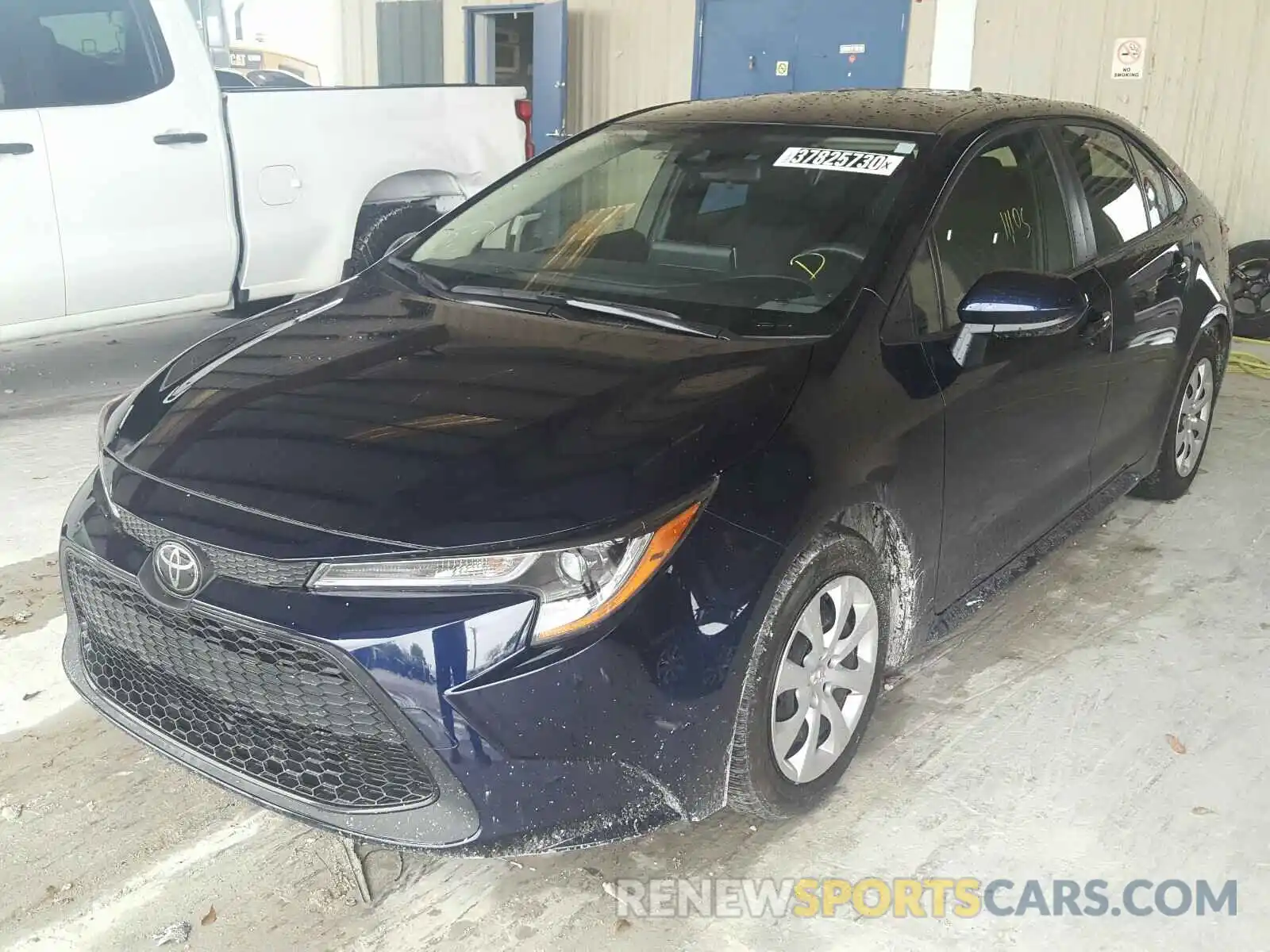 2 Photograph of a damaged car JTDEPRAE6LJ055664 TOYOTA COROLLA 2020