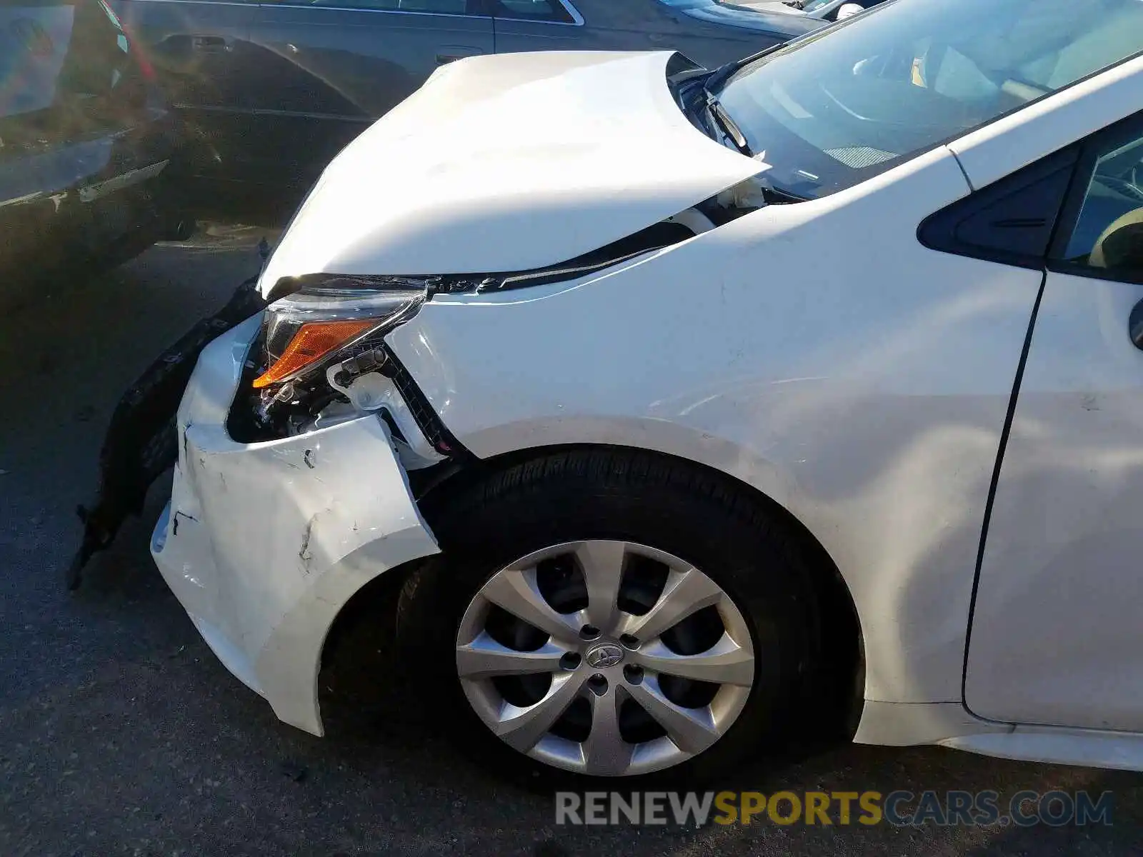 9 Photograph of a damaged car JTDEPRAE6LJ055695 TOYOTA COROLLA 2020